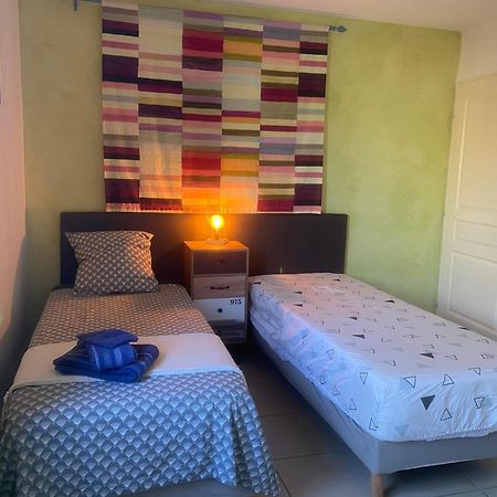 Gite Romarin Avec Spa Saint-Jean-de-Barrou Ngoại thất bức ảnh